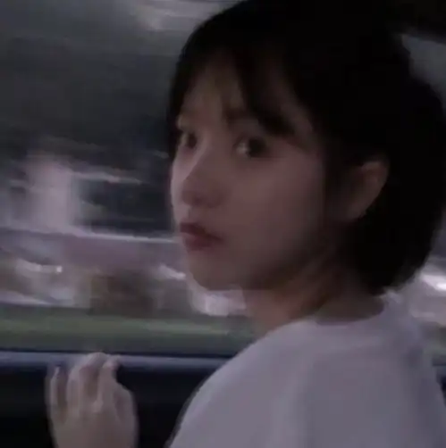 我们总是在不适宜的年纪,说着很多年后才明白的话
