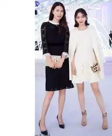 即使经历了不同的世界,还能做闺蜜因为衣品相同呀