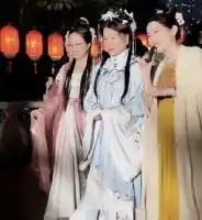 滚动