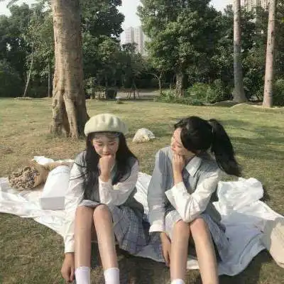 骚气部位闺蜜头像一人一张,不舍得我的好闺蜜