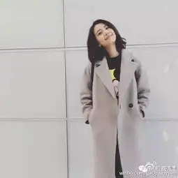 周杰伦昆凌巴黎秀恩爱,李宇春高圆圆再战时装周,这些芭姐直播给你看
