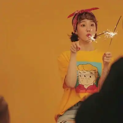 三人清纯闺蜜头像感情玩得好叫小时代,玩不好就是甄嬛传