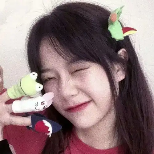 女生头像对你的喜欢就像日子一样只增不减