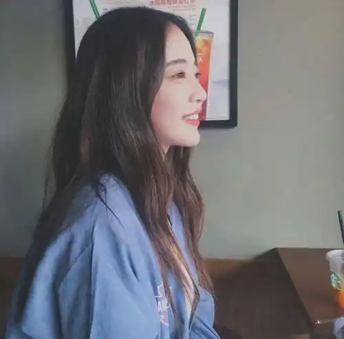 小丑竟是我自己35岁大龄剩女给孩子三千压岁钱,换来冷嘲热讽