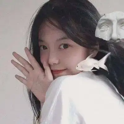 在结束之前一定要混出个人摸狗样啊萱草