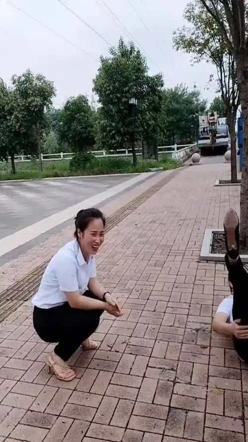 我的沙雕闺蜜,每天都会出幺蛾子