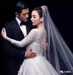前任天王嫂自拍晒娃现任天王嫂秀闺蜜网友一个贤一个美