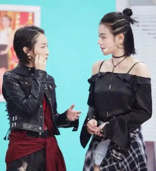为芳华这个姑娘的发型点赞2018流行这些发型,一点不挑人