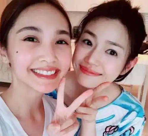 演艺圈令人羡慕的铁闺蜜,高圆圆贾静雯上榜,最后一对才让人意外
