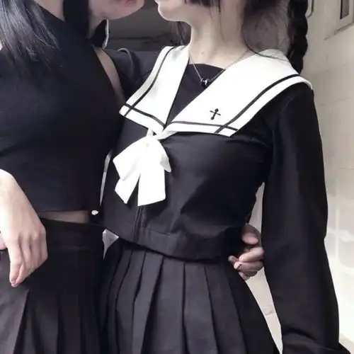 嘴巴很漂亮的3大星座女,她小巧秀气,她丰盈润泽