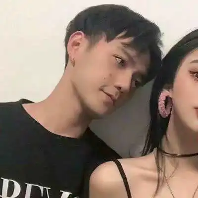 玩网情侣头像高清真人优质情侣头像一人一半
