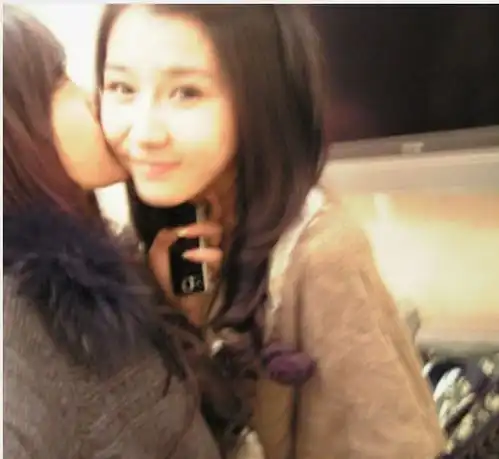 夜会陈翔后与李易峰传绯闻,跟杨幂李小璐是闺蜜,这18线女星不简单