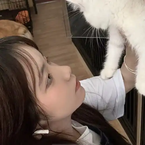 ins招桃花女头