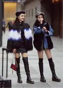 街拍美女,高颜值美女对搭配的掌控总是很到位,可爱和高冷怎么选