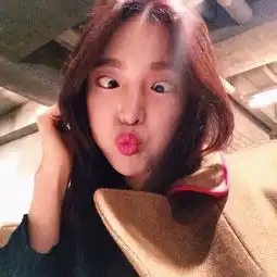 漂亮的女生style构成了一道亮丽的风景线