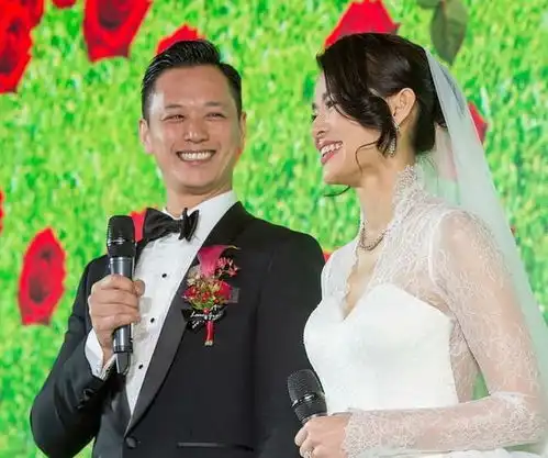 前tvb胡杏儿与老公庆结婚四周年40岁的成就18岁的样貌
