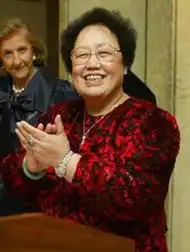 陈丽华个人资料,陈丽华图片