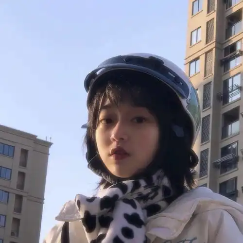 闺蜜头像世界上有两种人,一种是你,一种是其他人