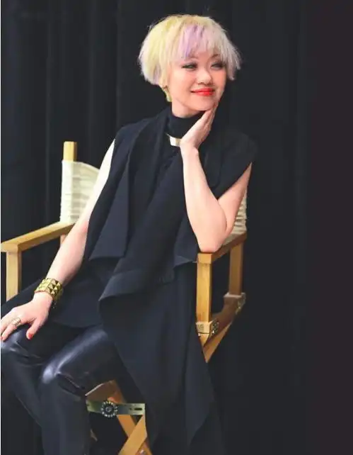 导演黄真真闺蜜2多了一份对现代女性现状的思考专访