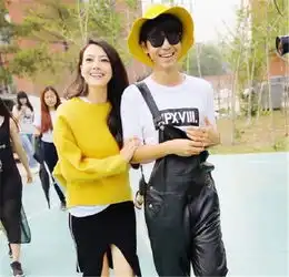 娱乐圈60的女明星都是他的闺蜜,牵过搂过的人不计其数