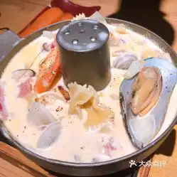 罗云洞韩国饭店武林广场店的海鲜奶油汤好不好吃用户评价口味怎么样杭州美食海鲜奶油汤实拍图片大众点评