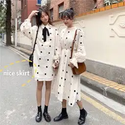 女装短款连衣裙