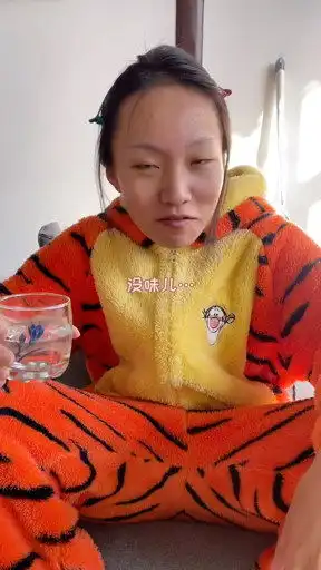 你们觉得邵雨轩喝的东西到底是什么贝勒爷的沙雕日常闺蜜沙雕搞笑萌新up
