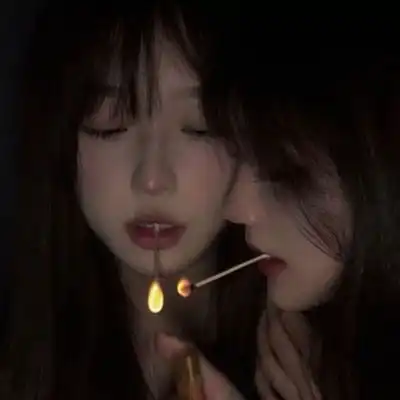适合夏季闺蜜用的甜美姐妹头像精选别人赌气不吃饭我们赌气吃两顿