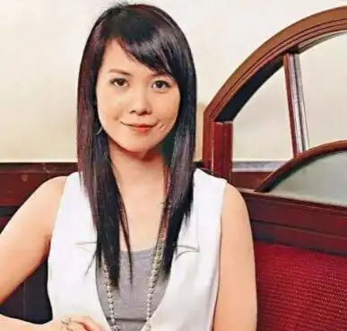 从拜金女到有钱,美貌的单身富婆外面的世界才足够安全