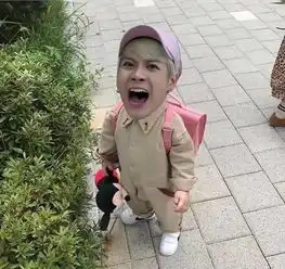 真爱粉竟然是如此对自家爱豆的,哈哈哈哈哈哈高能慎入