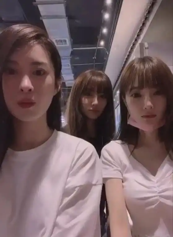 李小璐40岁闺蜜李桃带娃嫁人,男方小其15岁身份成谜