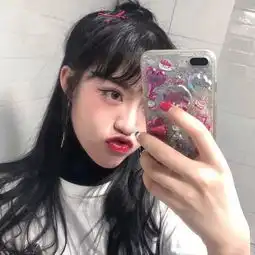 头像时间会让你看清每一张脸,久伴会让你知道每一颗心
