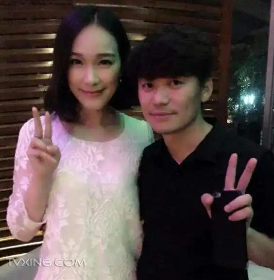 王宝强最新女友正面照,竟然是小姐姐的10年闺蜜气质好身材佳完美碾压蓉蓉