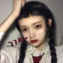 酷酷的女生闺蜜头像同一人两张三张