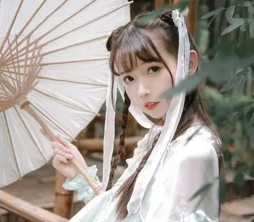 你是童颜脸还是成熟脸,看这3地方就知道,难怪显得年轻