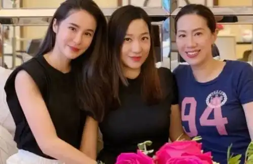 杭州姑娘嫁大31岁香港富豪,如今何超琼霍震霆聚会,都请她去作陪
