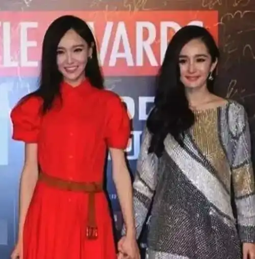 杨幂零点给baby庆生被群嘲,真假闺蜜之间多的是腥风血雨.......