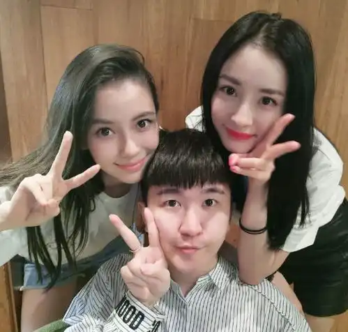 太敷衍黄晓明发文为baby庆生,却不如闺蜜张大大杨幂用心