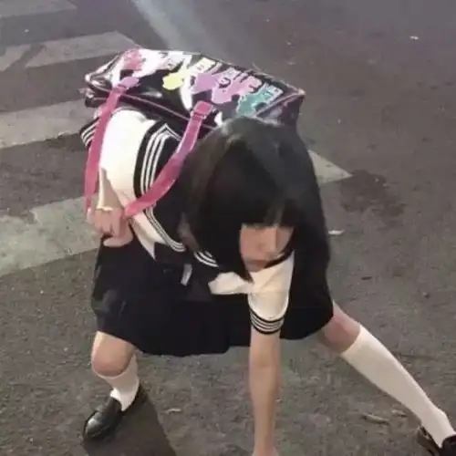 头像沙雕之人聚一窝