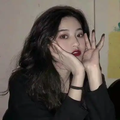 伤感女生经典图片