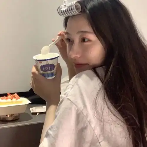 头像超级不错的微信头像哦,毒鸡汤