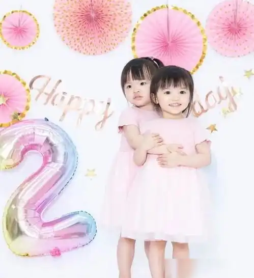 16岁生日文案双胞胎双胞胎儿子和爸爸的生日朋友圈说说