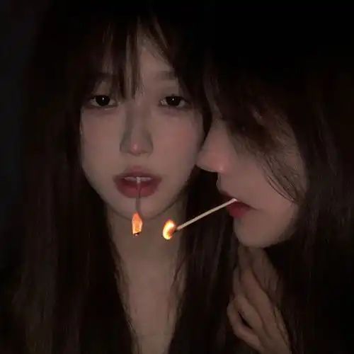 闺蜜头像要一起肩并肩成为最好的大人