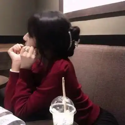 凡是过往,皆为序章过年可用喜庆女头