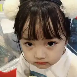 一组权律二头像点赞周末会有好事发生