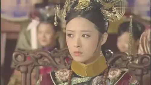 杀华妃这场大戏中,甄嬛只是一枚棋子,她才是幕后推手