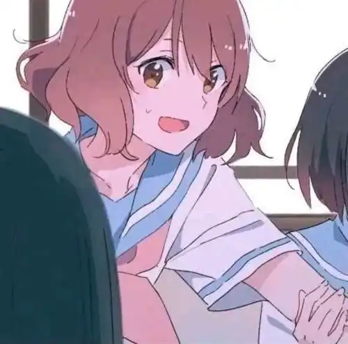 四人团头友谊里三个人肯定会多一个