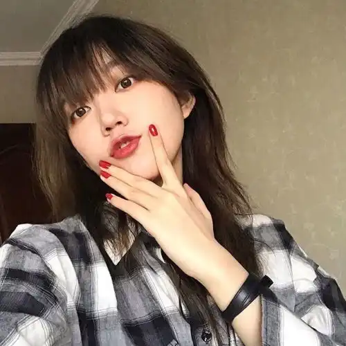 头像超级不错的微信头像哦,毒鸡汤
