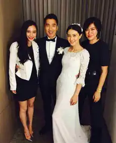高圆圆为何一胎不生,好闺蜜贾静雯都生三个女儿了