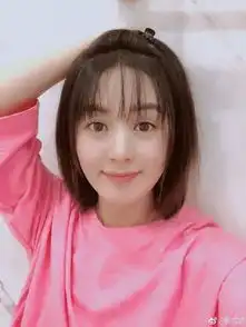 本周娱乐大事件赵丽颖圣诞节谈新剧心得晒自拍笑容灿烂皮肤水嫩